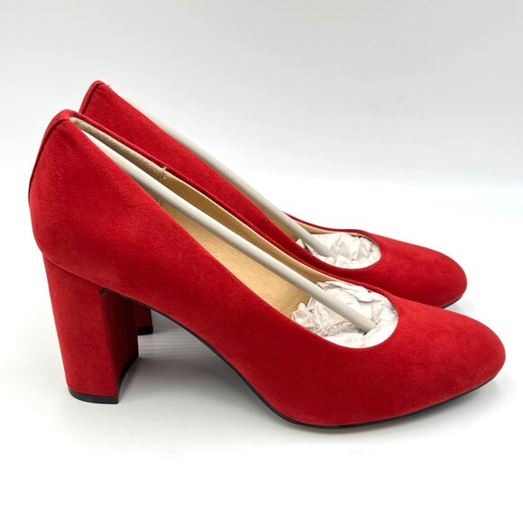 CL Chinese Laundry Women's Size 7 Red Microsuede Block Heels Pumps Shoes New - Picture 1 of 14